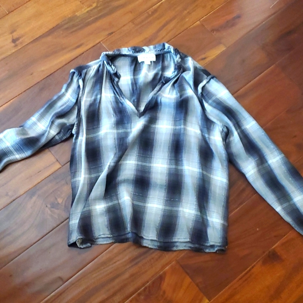 Cloth & stone black & white top